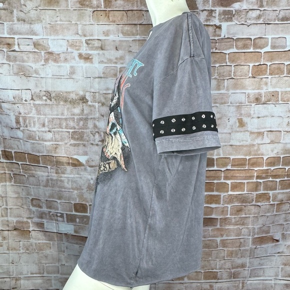 Affliction Women’s Graphic Short Sleeve T-Shirt -Size: Medium -NWT - Picture 4 of 10